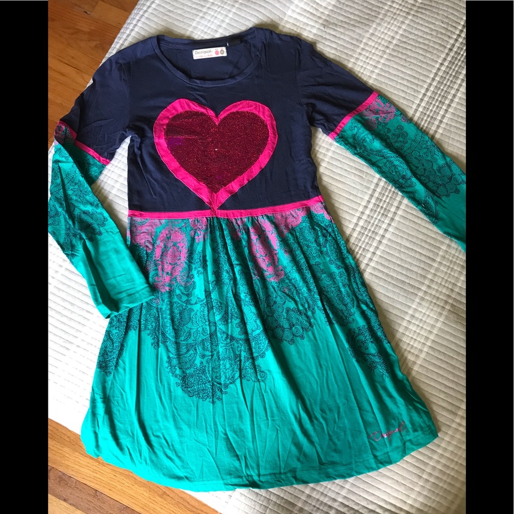 EUC….Girls Desigual Dress 11/12